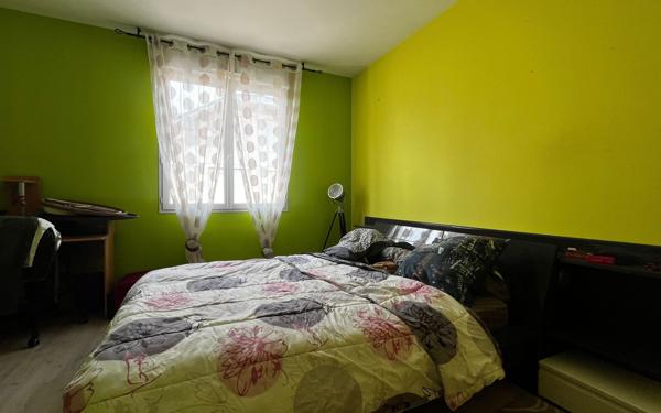 Appartement à vendre    6 pièces • 297,79 m2 Limoges