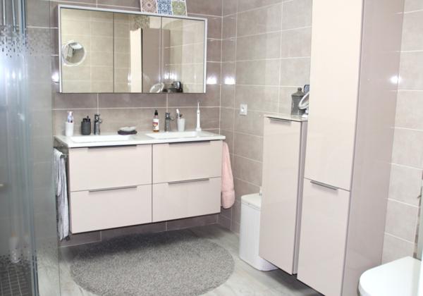 Maison récente de 113 m2, proche quartier Vallières