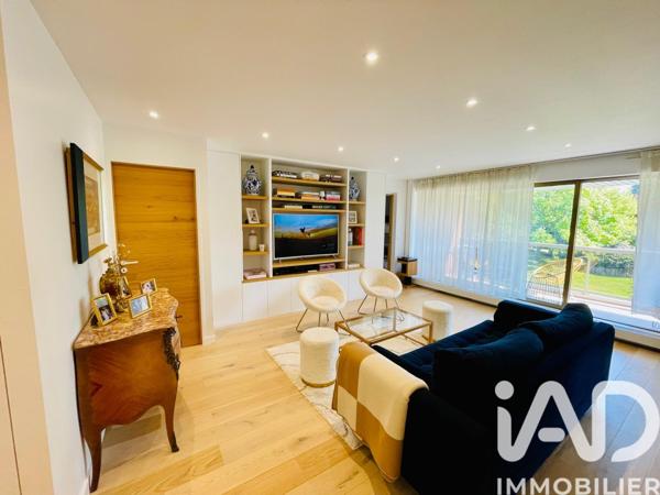 Appartement à vendre 5 pièces 101 m² Le Chesnay-Rocquencourt