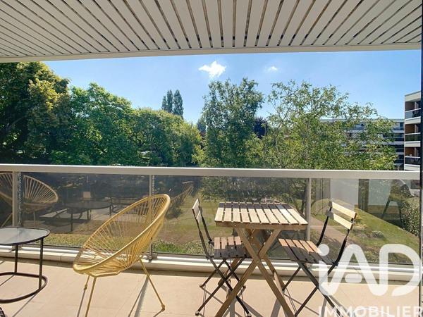 Appartement à vendre 5 pièces 101 m² Le Chesnay-Rocquencourt