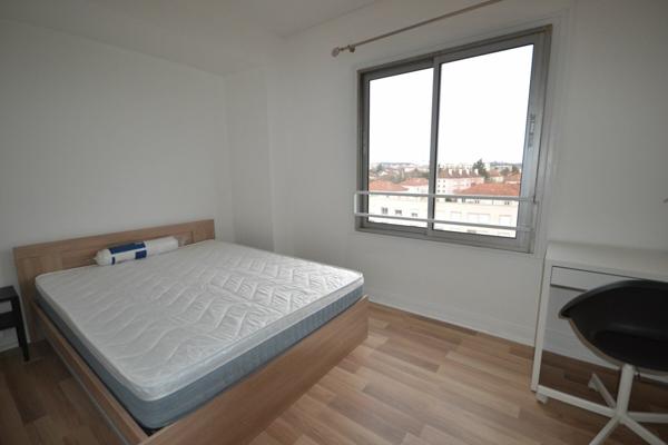 Appartement à louer    3 pièces • 64,55 m2 Dijon