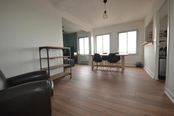 Appartement à louer    3 pièces • 64,55 m2 Dijon