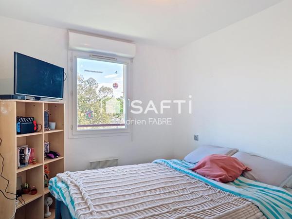 Appartement T3  de 55m² construit en 2005 avec terrasse sans travaux