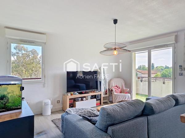 Appartement T3  de 55m² construit en 2005 avec terrasse sans travaux