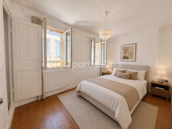 Vente
                Maison56 m² - 3 Pièces -
                    LIBOURNE (33500)