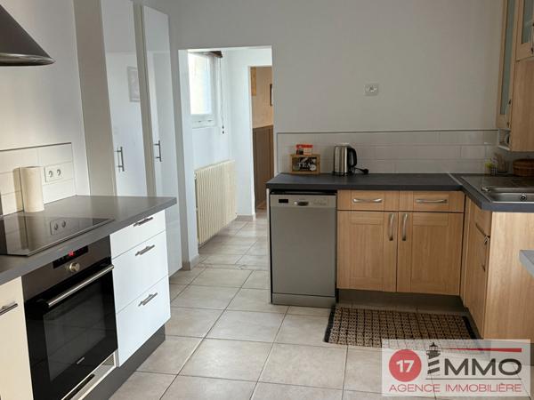 Maison de plain-pied, proche centre, 4 pièces