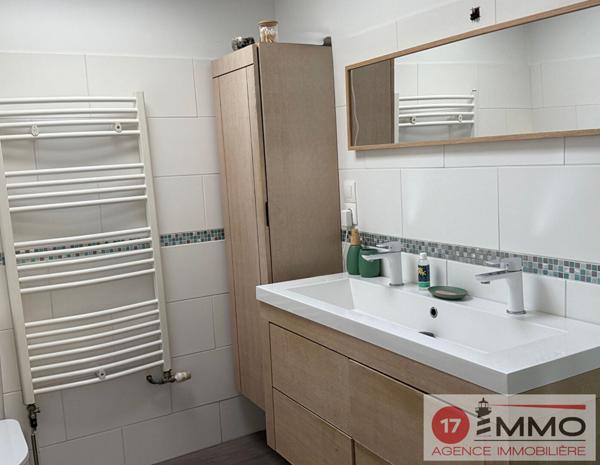 Maison de plain-pied, proche centre, 4 pièces