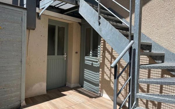 Appartement à louer    1 pièce • 30 m2 Mende