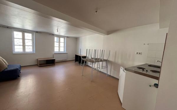 Appartement à louer    1 pièce • 30 m2 Mende
