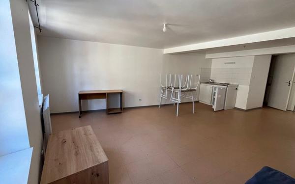 Appartement à louer    1 pièce • 30 m2 Mende