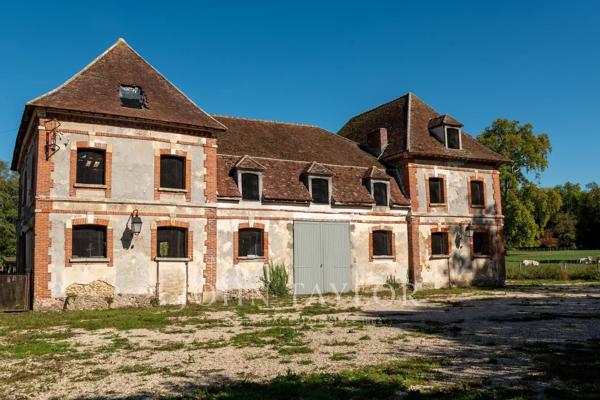 Domaine d’Exception de 57 Hectares à Proximité de Paris
