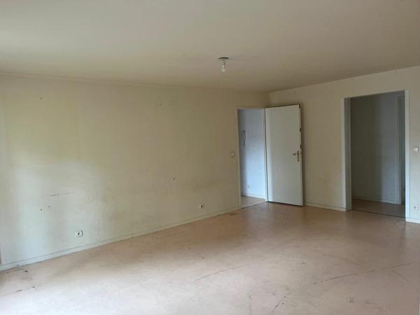 Appartement à vendre    4 pièces • 77,50 m2 Corbeil-Essonnes