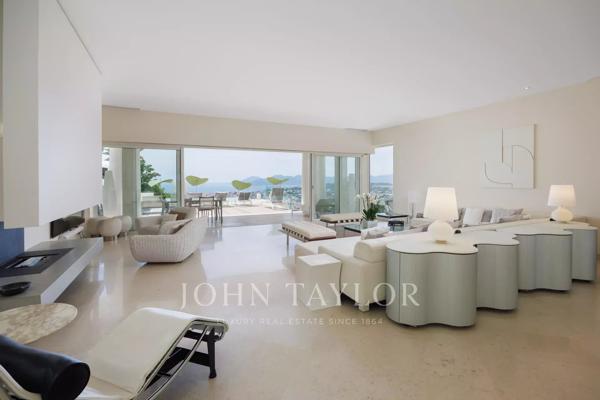 Villa contemporaine vue mer