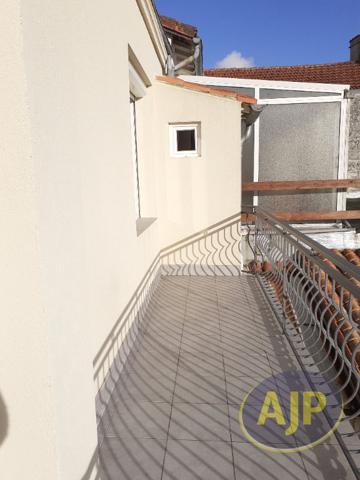 Appartement à louer Saintes : 4 pièces, 105m² avec 2 chambre(s) à 765€ - AJP Immobilier Saintes