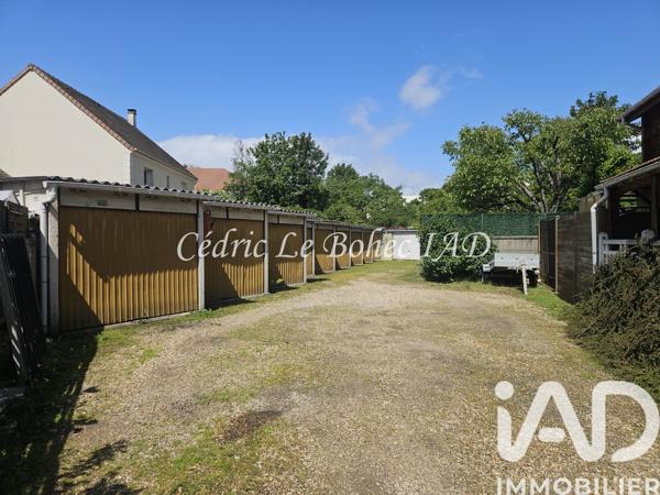 Parking à vendre 341 m² Beauchamp