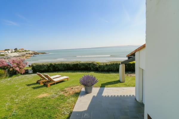 Corniche de Vaux sur mer, Un rêve disponible !