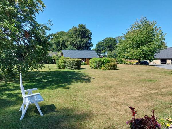 Ancien corp de ferme  7150 m²