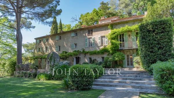 Domaine Provençal Authentique avec Oliveraie Centenaire – Grasse