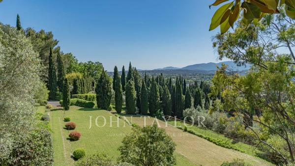 Domaine Provençal Authentique avec Oliveraie Centenaire – Grasse