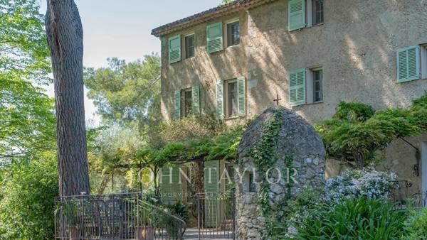Domaine Provençal Authentique avec Oliveraie Centenaire – Grasse