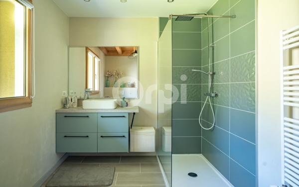 Maison à vendre    7 pièces • 220 m2 Cranves-Sales