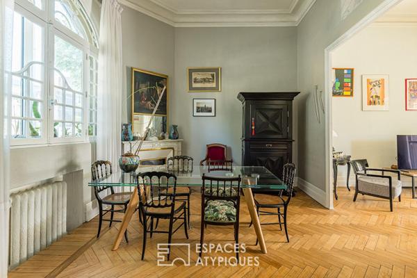 Maison bourgeoise de caractère au jardin ensoleillé