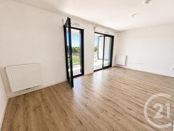 Appartement T1 à vendre  1 pièce - 34,17 m 2   BRUGES  - 33