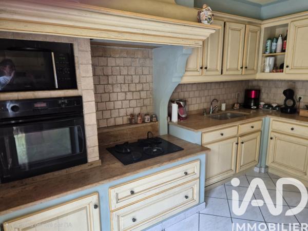Maison à vendre 5 pièces 155 m² Saint-Estève
