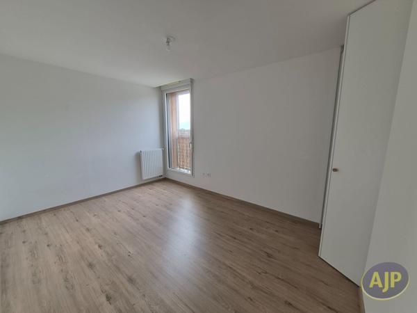 Location appartement Reze : 915 € - AJP Immobilier Rezé