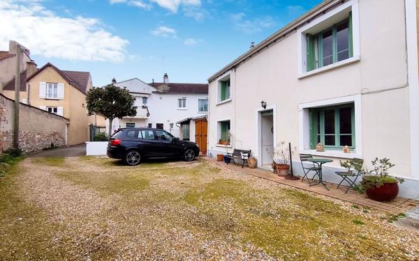 Maison à vendre    3 pièces • 74 m2 Maule