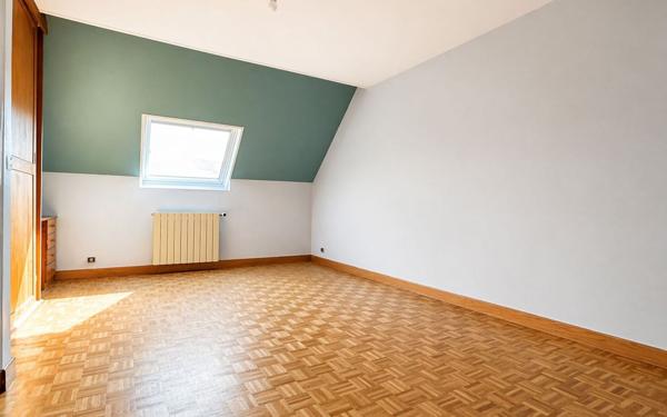 Maison à vendre    5 pièces • 145 m2 Chennevières-sur-Marne