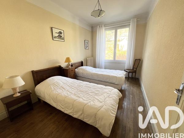 Immeuble à vendre 212 m² Vic-sur-Cère