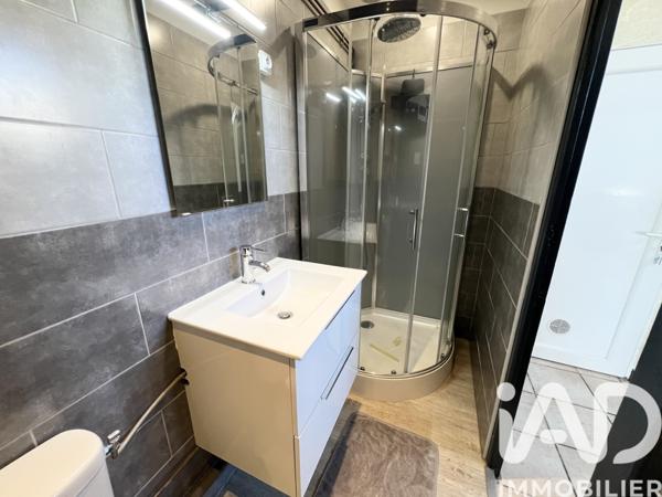 Immeuble à vendre 212 m² Vic-sur-Cère