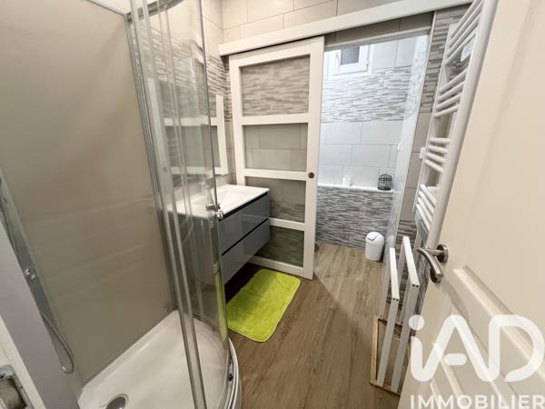 Immeuble à vendre 212 m² Vic-sur-Cère