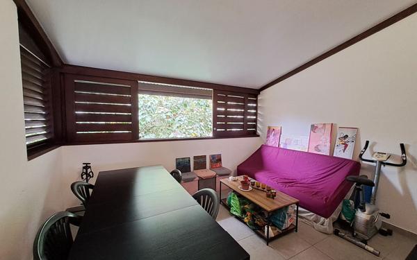 Appartement à vendre    4 pièces •  Remire-Montjoly