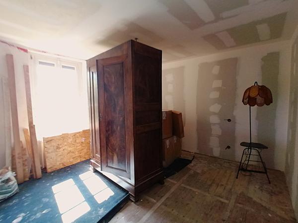 DANS UN CADRE EXCEPTIONNEL, AUX PORTES DE POITIERS ET DU CHU