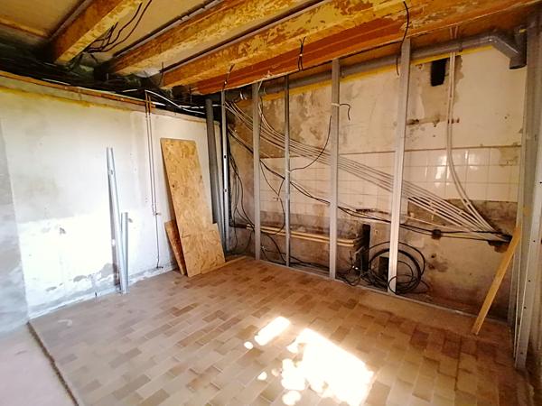 DANS UN CADRE EXCEPTIONNEL, AUX PORTES DE POITIERS ET DU CHU