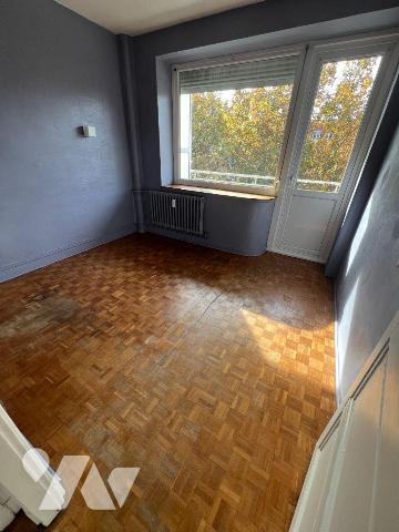 En exclusivité chez votre Notaire, appartement en plein centre ville de Dunkerque (59140) au 3è...