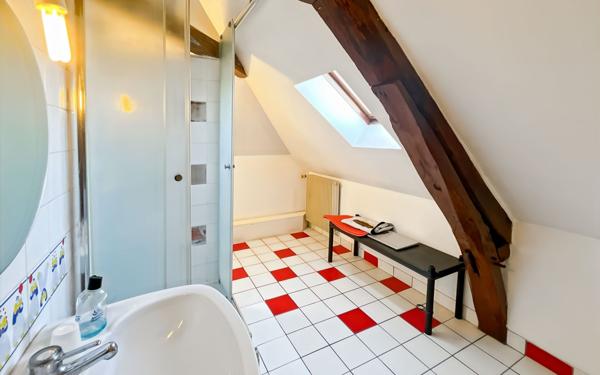 Maison à vendre    5 pièces •  La Ferté-Saint-Aubin