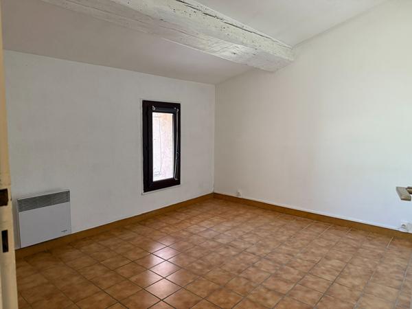 Appartement LA CRAU 3 pièce(s) 70 m2