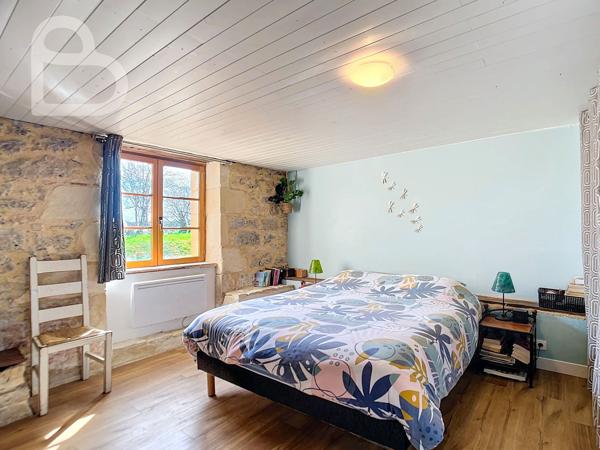 Mauroux (46700) Belle Maison en Pierres Rénovée avec Grange