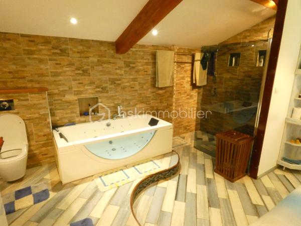 Maison ancienne de 206 m²