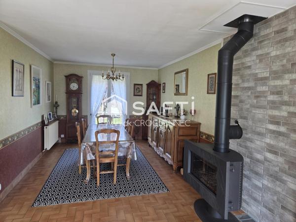 Maison d'habitation avec un sous sol total