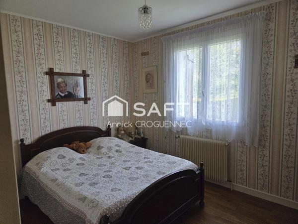 Maison d'habitation avec un sous sol total