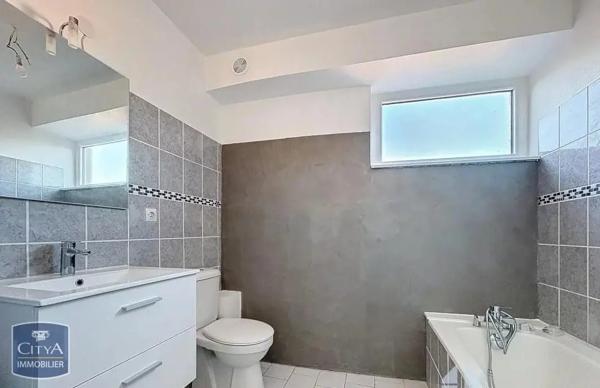 Appartement à louer 2 pièces 55.63m²