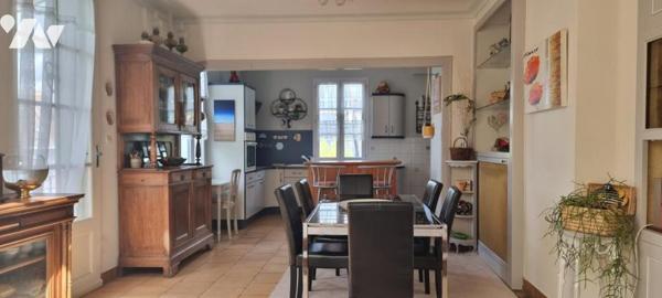 Maison Familiale Monnaie