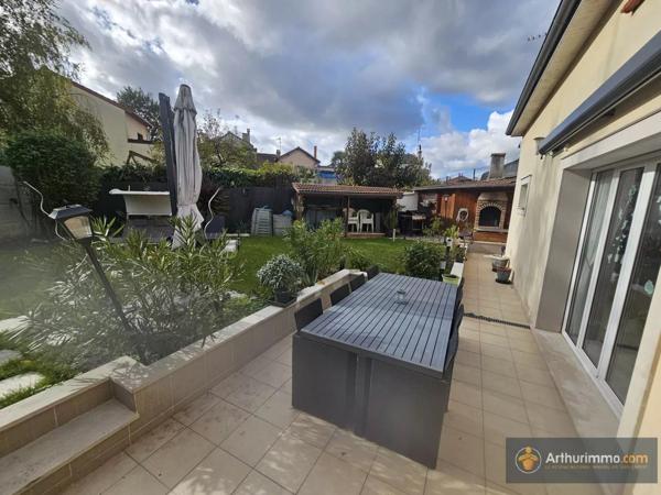 Vente Maison 4 pièces 106 m2 à Livry-Gargan