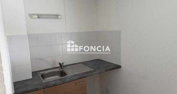 À vendre Studio 25 m² - Montélimar 26200