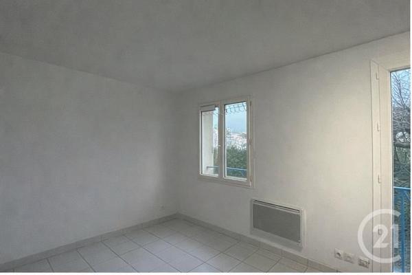 Appartement F1 à vendre  1 pièce - 25,27 m2 COIGNIERES - 78