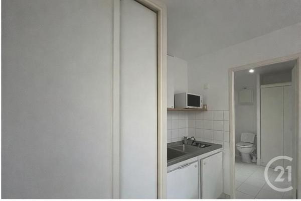 Appartement F1 à vendre  1 pièce - 25,27 m2 COIGNIERES - 78